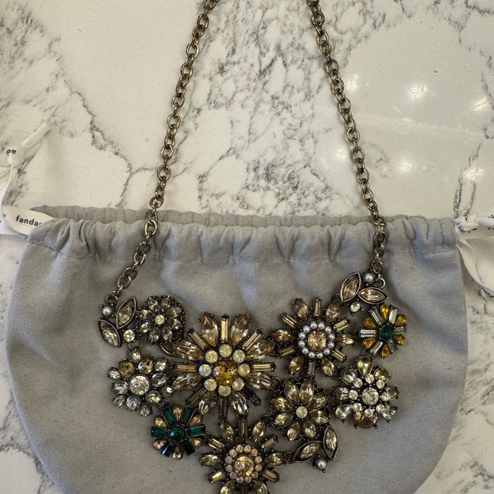 Elegant Zara Floral Embellished necklace